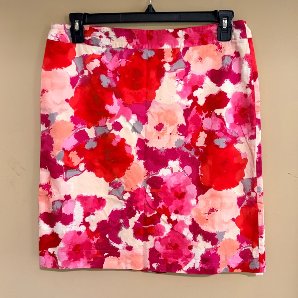 Van Heusen Pink and Fuchsia Floral Watercolor Print Skirt size 12